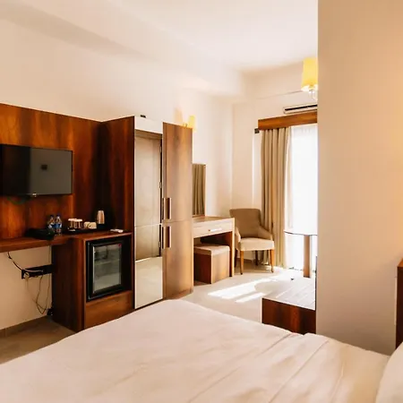 Cezar's Airport 3* Trachoni (Nicosia)