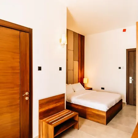 Cezar's Airport Hotel Trachoni (Nicosia)