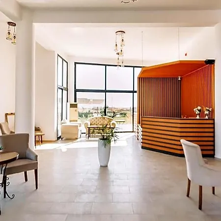 Cezar's Airport Hotel