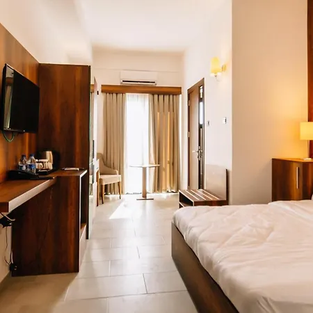 Cezar's Airport 3* Trachoni (Nicosia)